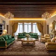 Palazzo Titti Rialto Suites