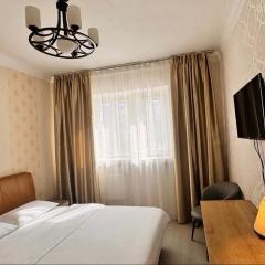 Khongor Guest house & Tours