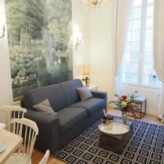 ルーヴル オペラ デザイン シックスイーツ（Louvre Opera Design ChicSuites）