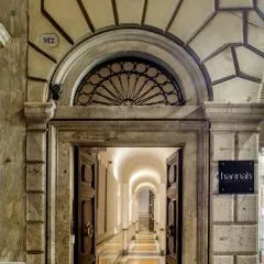 Signature Rooms by Hannah Hotels Collection