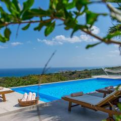 Infinity Villa with Pool, BBQ and Ping-Pong Table, 1km from the beach