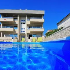 Luxury Apartments SIKIRIC with Fantastic View on the sea