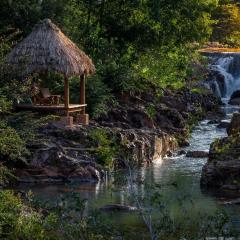 Blancaneaux Lodge