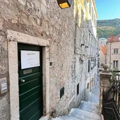 Old Town Garden Apartments