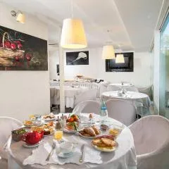 Hotel Mediterraneo