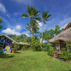 ボラ ボラ バンガラブ（Bora Bora Bungalove）