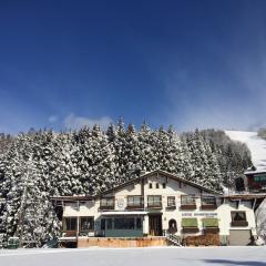 Lodge Hahnenkamm