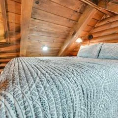 Peaceful Cabin w/ Hot Tub in Dundee: Dogs Welcome