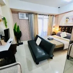 Workcation Low Floor Studio Condo 300 mbps - Manhattan Heights TA4N