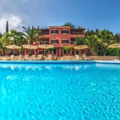 The Palm Garden - Idyllic Pool Apartments in a Green Oasis