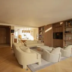 Luxueux Appartement avec balcon, Champs Élysées