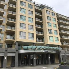 Glenelg Holiday Apartments-Pier