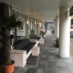 ホテル レストラン デ ヨング ヒアチェス（Hotel Restaurant de Jonge Heertjes）