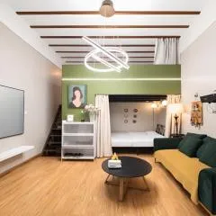 Shanghai Hills & Zinn Happy Family Bnb Near Line1&14 South Huangpi Rd Mid Huaihai Rd