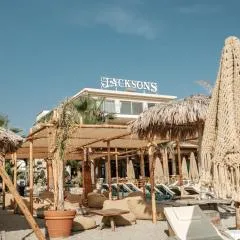 Jacksons sea view living
