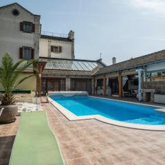 Villa Malom Luxury Resort