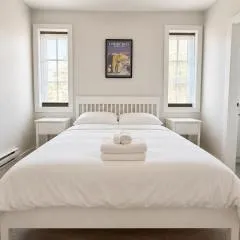 Private Room in Shared West Side Home near UBC