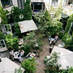 Coco Hotel