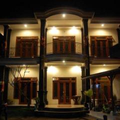 Aditya Homestay