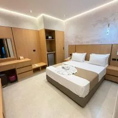Royal Hotel