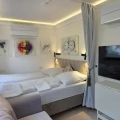Cozy Tiny-House - ComfyHome Apartments