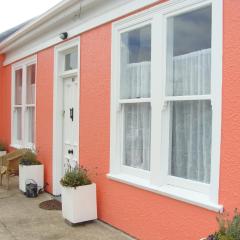 Oamaru Pink Cottage