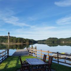 Nesheim Cabin-By-The-Sea