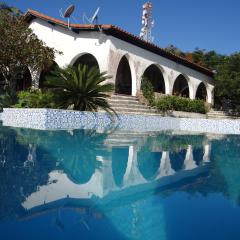 Casa Dos Arcos Bed and Breakfast