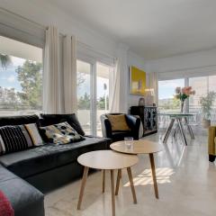 Sunny Golf Apartment