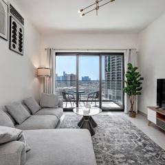 1BR with Balcony near Downtown Binghatti Creek