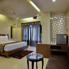 Hotel Sheela Shree Plaza