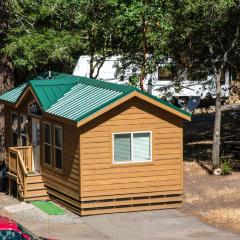 Russian River Camping Resort Cottage 7