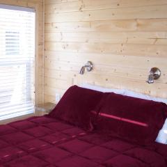 Snowflower Camping Resort Wheelchair Accessible Cottage 8