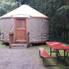 Snowflower Camping Resort 16 ft. Yurt 10