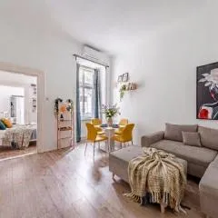 Grand Boulevard Apt Cozy Charm AC, Huge Smart TV