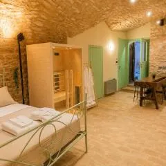 Suite in Pietra con Sauna nel Cuore di Spello