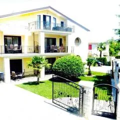 Apartments Danex Aida