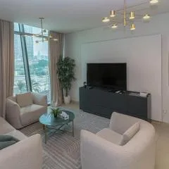 Arvella Elite apartment in Downtown in Dubai High rise view