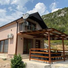 House Tickon Ostrog