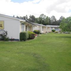 크롬웰 모텔(Cromwell Motel)