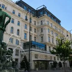 Hotel Ambassador