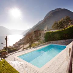 Argegno Pool apartment