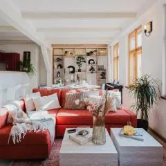 Prague Days Maisonette with Smart TV and Workspace in New Town