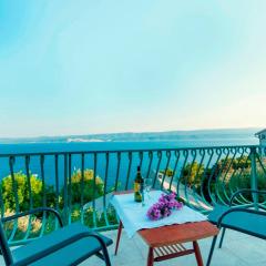 Green Oasis Holiday Home