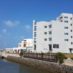 逸遊蔚境民宿