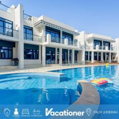Vacationer Holiday Homes l Upgraded 4 Bed Villa in Palm l Beach Access