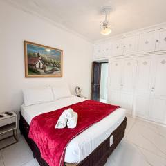 StayHome Copacabana - Apartamento completo - 2 quartos - 6 hóspedes - Poucos passos da praia