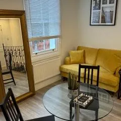 1 BR Flat in Prime Marylebone Location, by Station