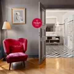 Grand Poet Hotel and SPA by Semarah