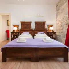 Luxury Boutique Apartment Stone Palace